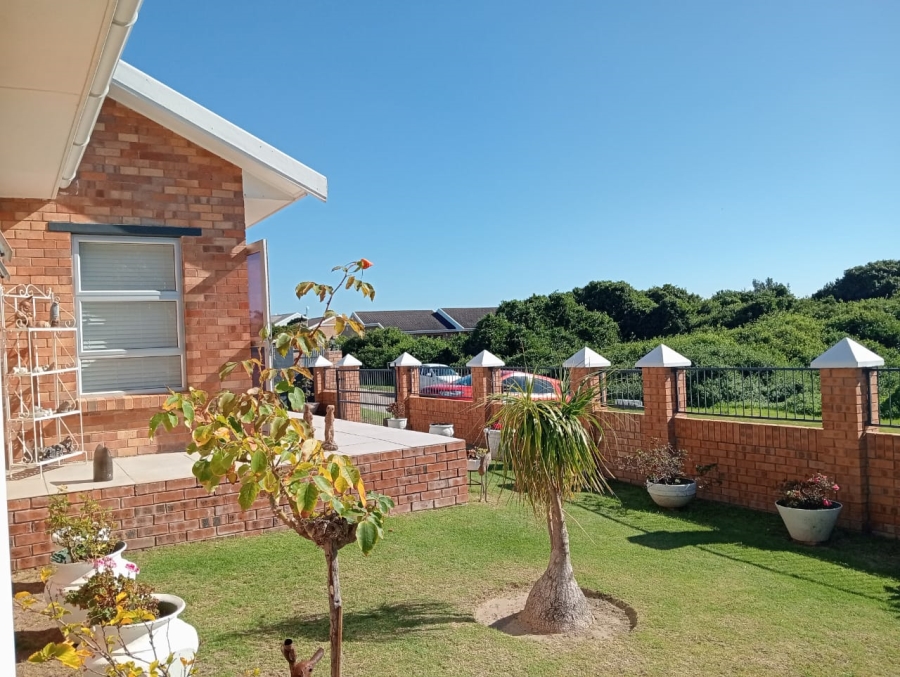 3 Bedroom Property for Sale in Aston Bay Eastern Cape